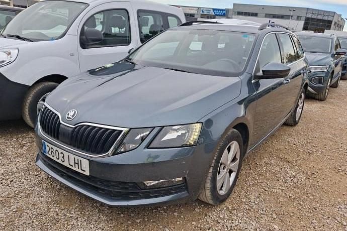Usado 2020 Skoda Octavia Ambition Familiar | 15.600 € (Buen precio) - Imagen 1/4