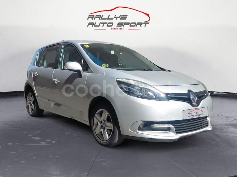 Gris / plata Usado 2016 Renault Scénic III LIMITED Monovolumen | 8900 € (Precio justo) - Imagen 1/4