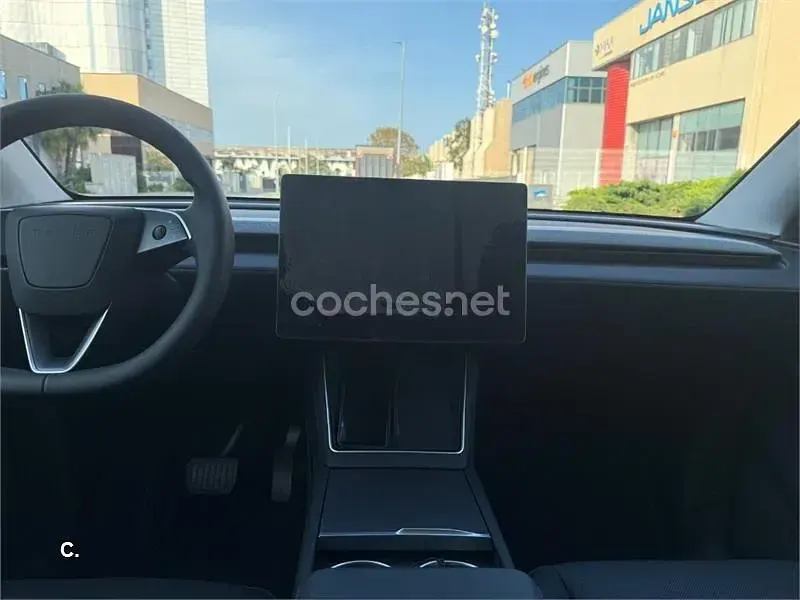 Usado Tesla Model Y RWD 250 kW (340 CV) 2025 Eléctrico SUV