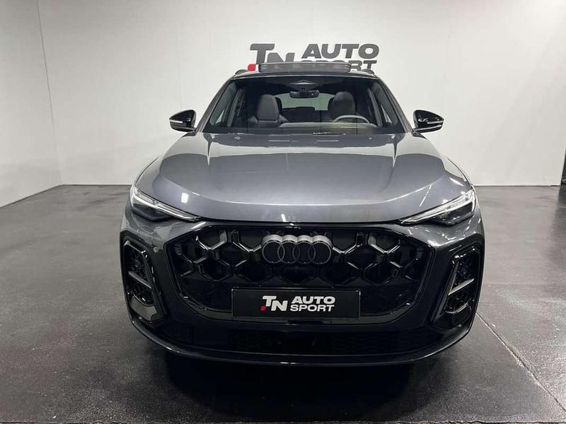 Usado Audi SQ5 Sportback Comfort 367 CV (269 kW) 2025 Gris SUV