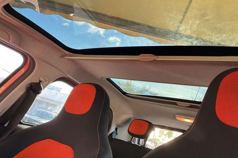 Usado Smart ForFour Passion 71 CV (52 kW) 2015 Naranja Utilitario