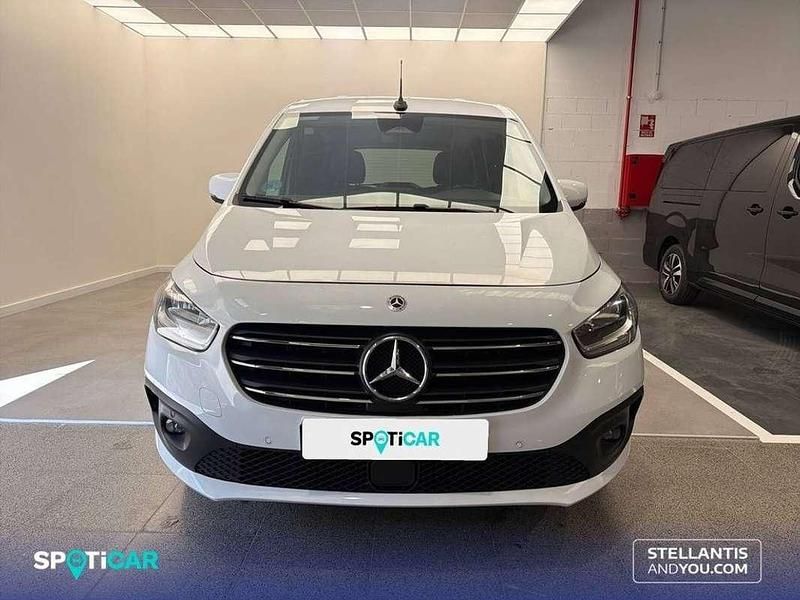 Occasion Mercedes 180 116 PK (85 kW) 2023 Wit Sedan