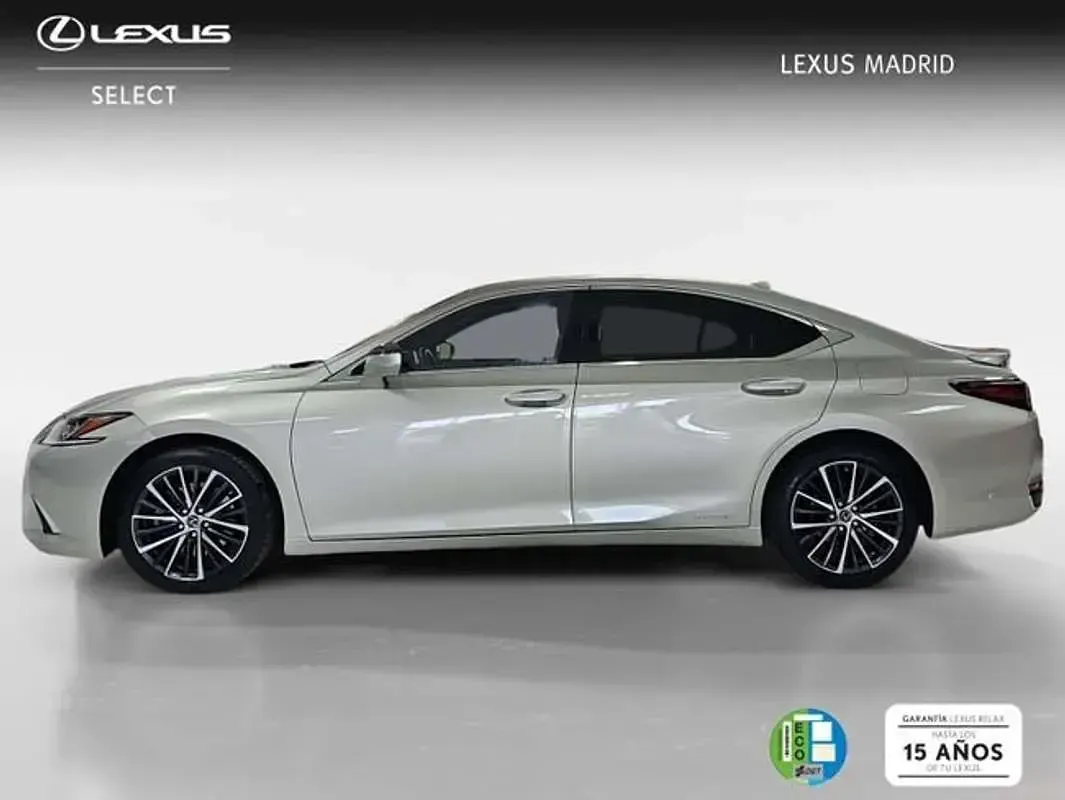 Usado Lexus ES300 218 CV (160 kW) 2022 Beige Berlina