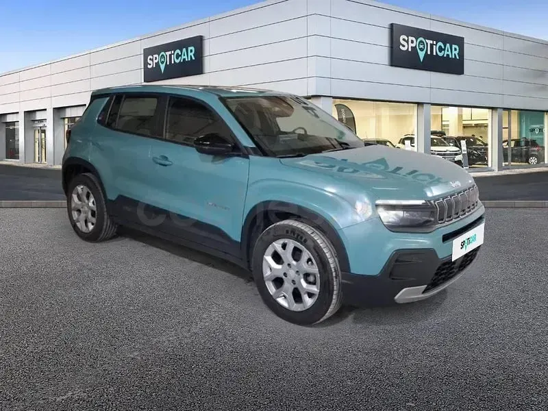 Usado Jeep Avenger Altitude 100 CV (73 kW) 2024 Azul SUV