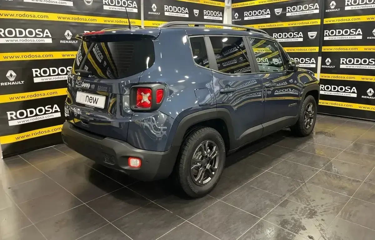 Usado Jeep Renegade Longitude 120 CV (88 kW) 2023 Azul SUV