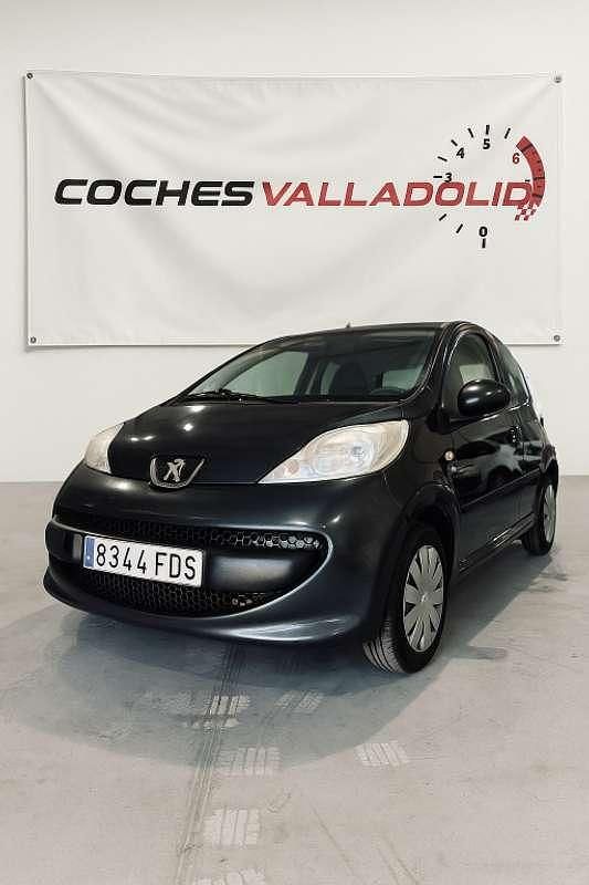 Gris Usado 2006 Peugeot 107 Utilitario | 4200 € (Precio justo) - Imagen 1/4