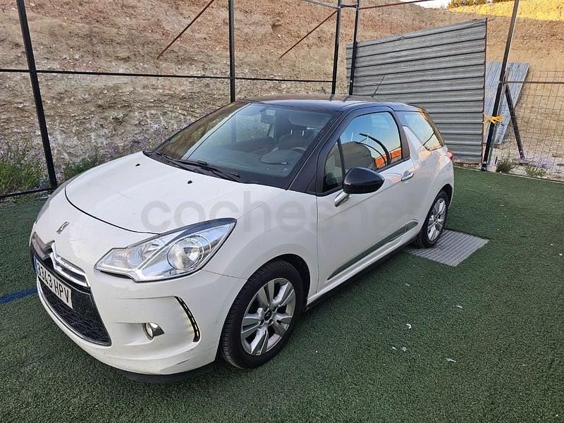 Usado Citroën DS3 82 CV (60 kW) 2013 Blanco Berlina