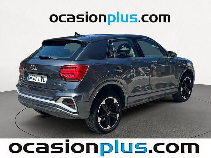Usado Audi Q2 S-Line 116 CV (85 kW) 2021 Gris / plata SUV