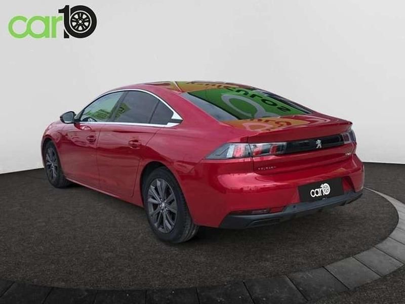 Usado Peugeot 508 Active 131 CV (96 kW) 2019 Rojo Berlina