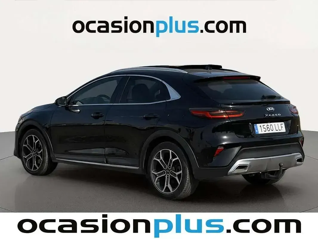 Usado Kia XCeed 140 CV (102 kW) 2020 Gris SUV