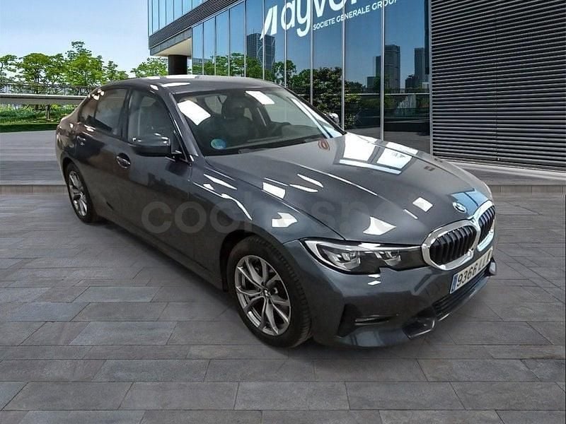 Usado BMW 318 Shadowline 150 CV (110 kW) 2020 Gris / plata Berlina