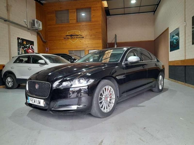 Negro Usado 2016 Jaguar XF Prestige Berlina | 13.990 € (Precio justo) - Imagen 1/4