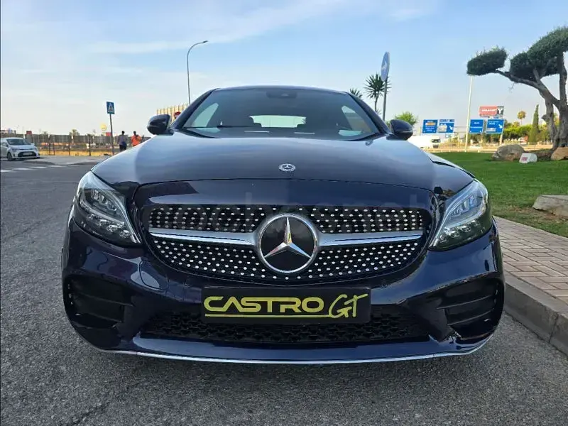 Usado Mercedes C220 194 CV (142 kW) 2020 Azul Coupe