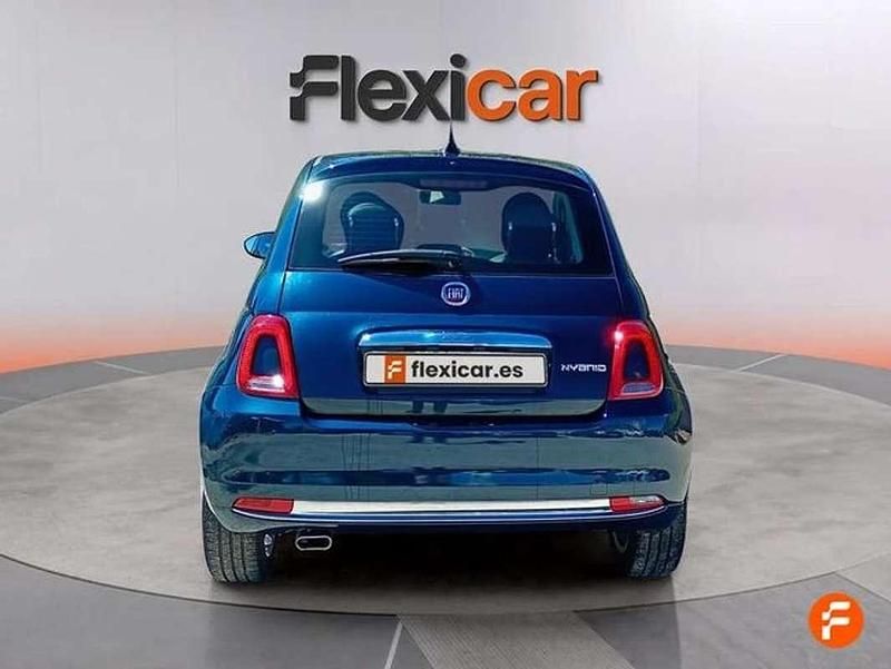 Usado Fiat 500 Dolcevita 71 CV (52 kW) 2021 Azul Utilitario
