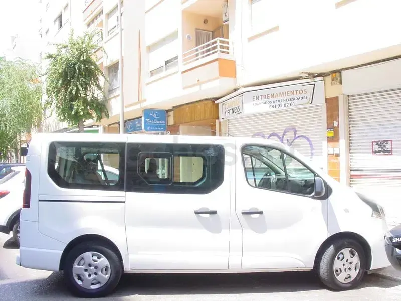 Usado Opel Vivaro 125 CV (91 kW) 2018 Blanco Monovolumen