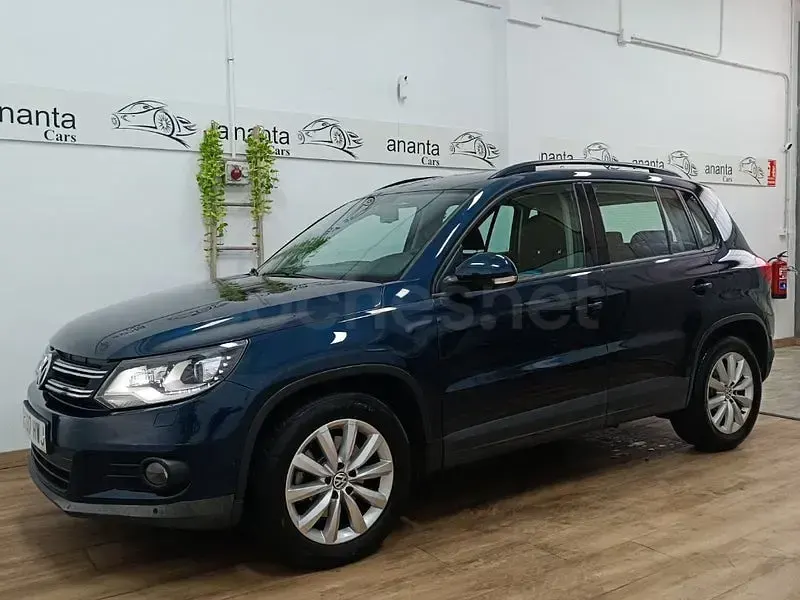 Usado VW Tiguan Business 140 CV (102 kW) 2014 Azul SUV