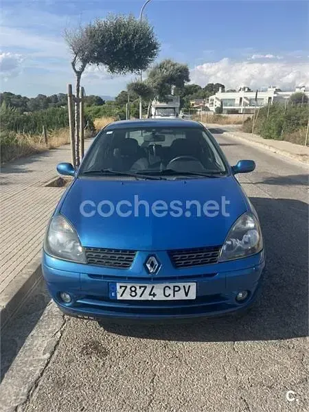 Usado Renault Clio II 75 CV (55 kW) 2003 Azul Berlina