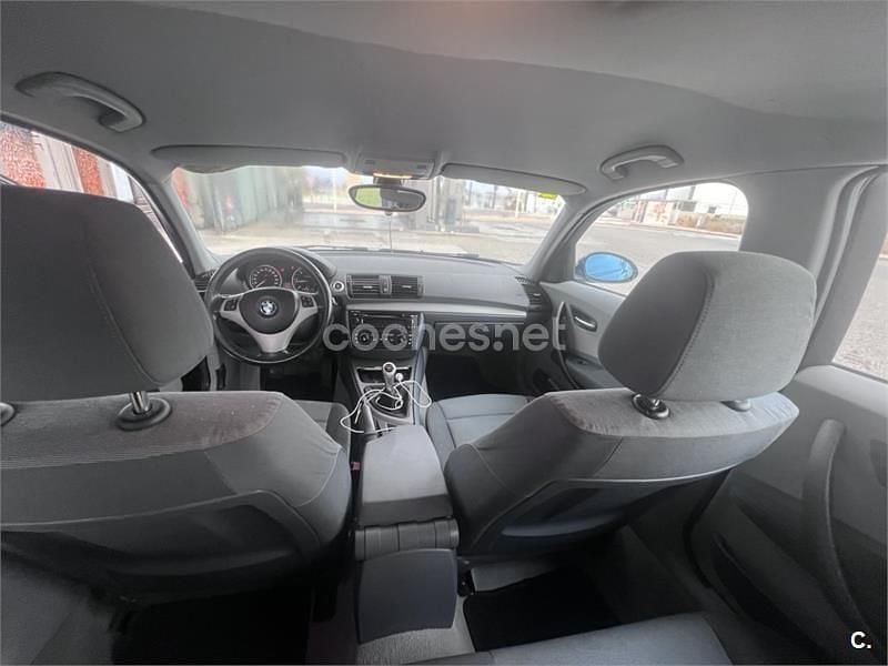 Usado BMW 118 122 CV (89 kW) 2005 Negro Utilitario