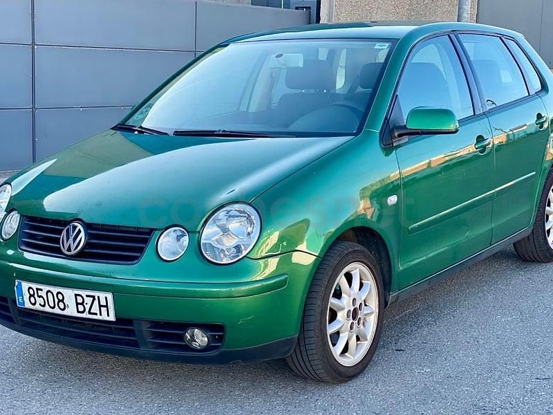 Usado VW Polo Trendline 75 CV (55 kW) 2002 Verde Berlina