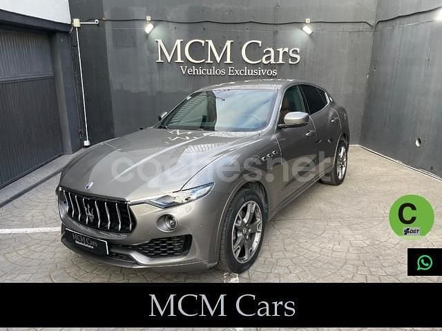 Usado Maserati Levante 350 CV (257 kW) 2019 Amarillo SUV