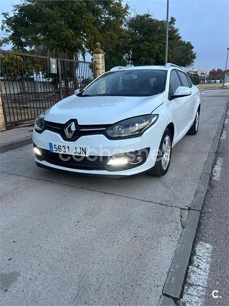 Blanco Usado 2015 Renault Mégane GrandTour LIMITED Familiar | 3500 € (Super precio) - Imagen 1/4