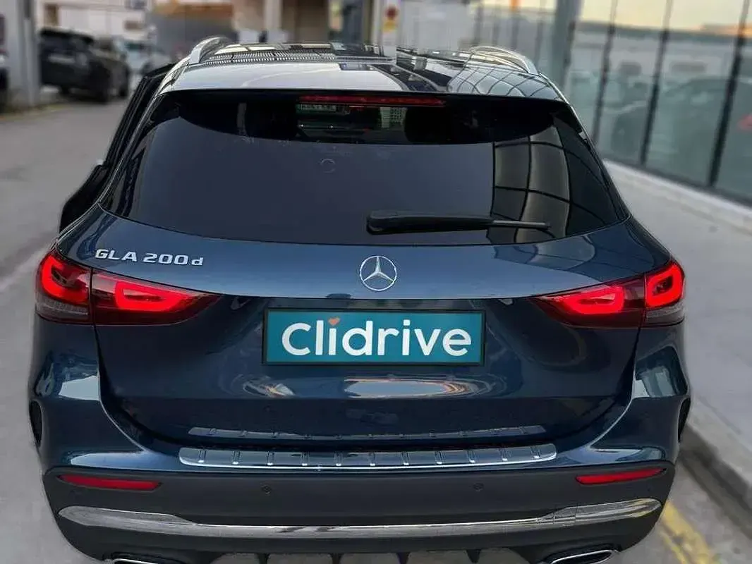 Usado Mercedes GLA200 150 CV (110 kW) 2022 Azul SUV