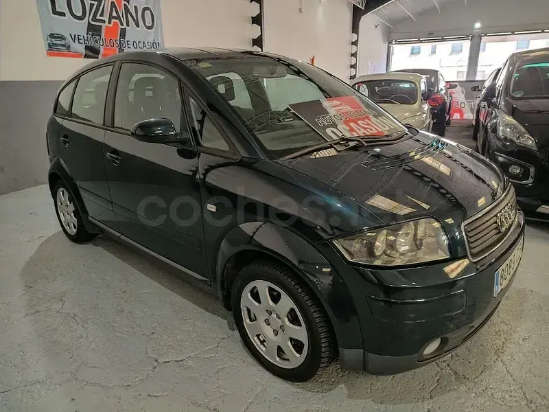 Usado Audi A2 75 CV (55 kW) 2004 Azul Utilitario
