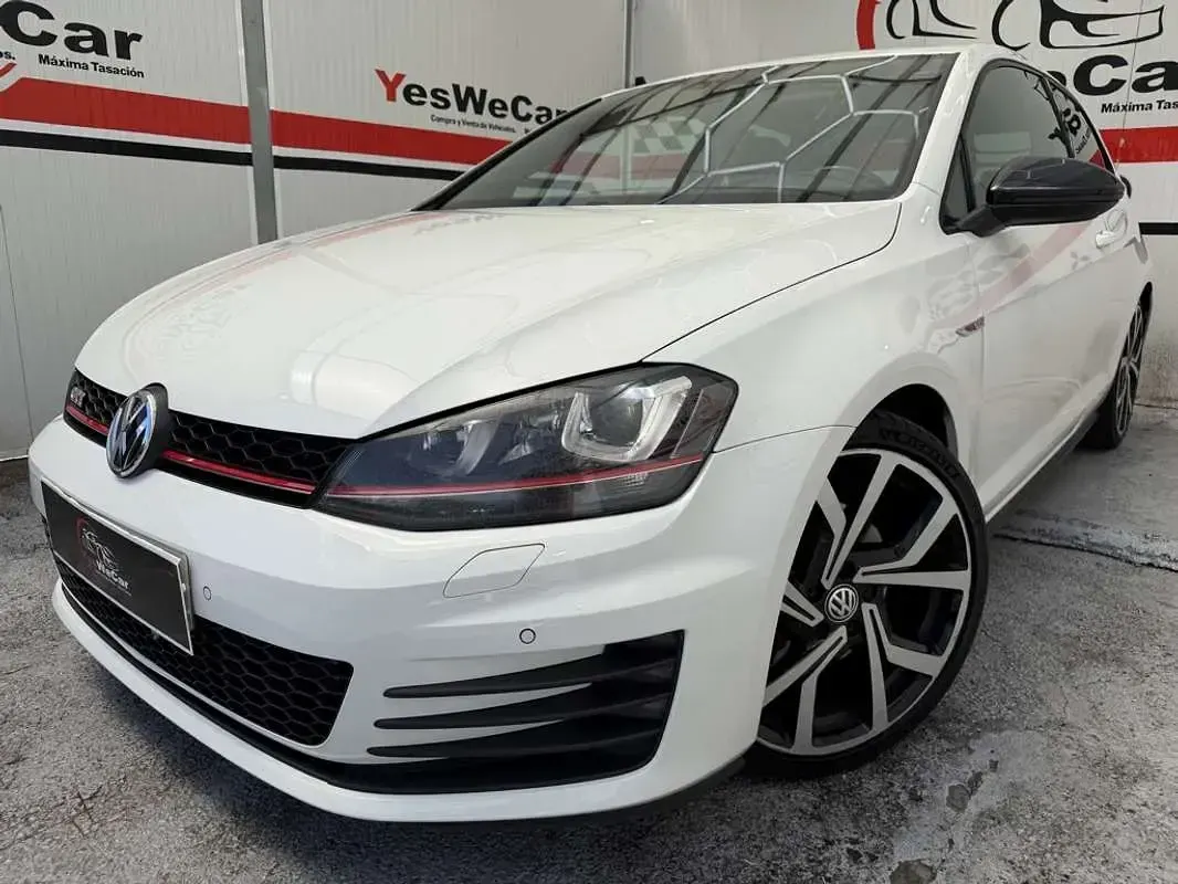 Usado VW Golf VII GTI 220 HP (161 kW) 2015 Branco Citadino
