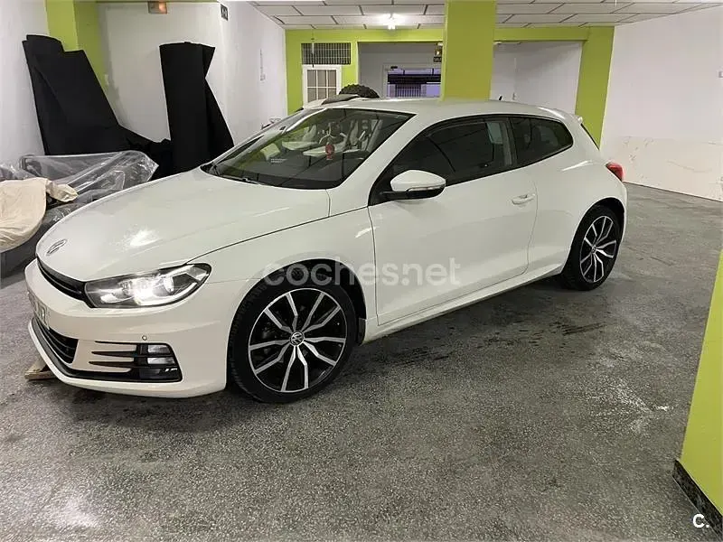 Occasion VW Scirocco R-line 150 ch (110 kW) 2017 Blanc Coupé