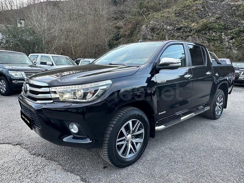 Usado Toyota HiLux Limited 150 CV (110 kW) 2017 Negro Recogida