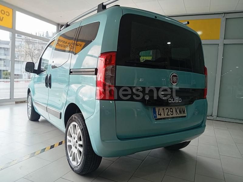 Usado Fiat Qubo Lounge 80 CV (58 kW) 2019 Verde Monovolumen