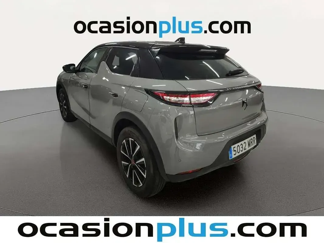 Usado DS Automobiles DS3 Crossback Performance 131 CV (96 kW) 2024 Gris SUV