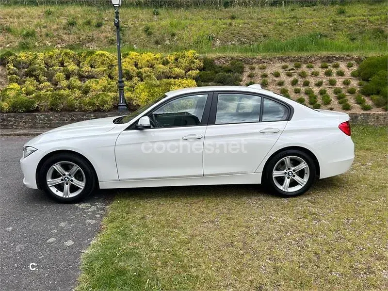 Occasion BMW 320 184 ch (135 kW) 2012 Blanc Berline