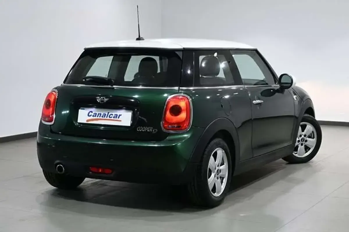Usado Mini Cooper D 116 CV (85 kW) 2015 Verde Utilitario