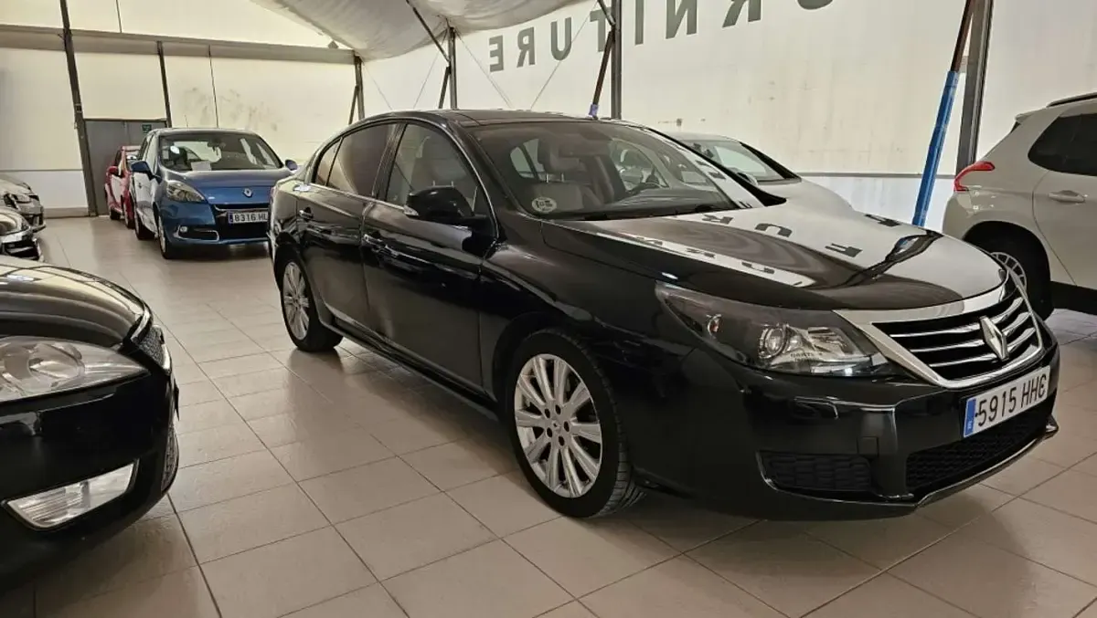 Usado Renault Latitude Initiale 241 CV (177 kW) 2011 Berlina