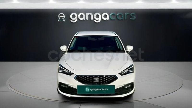 Usado Seat Leon XCELLENCE 204 HP (150 kW) 2022 Branco Sedan