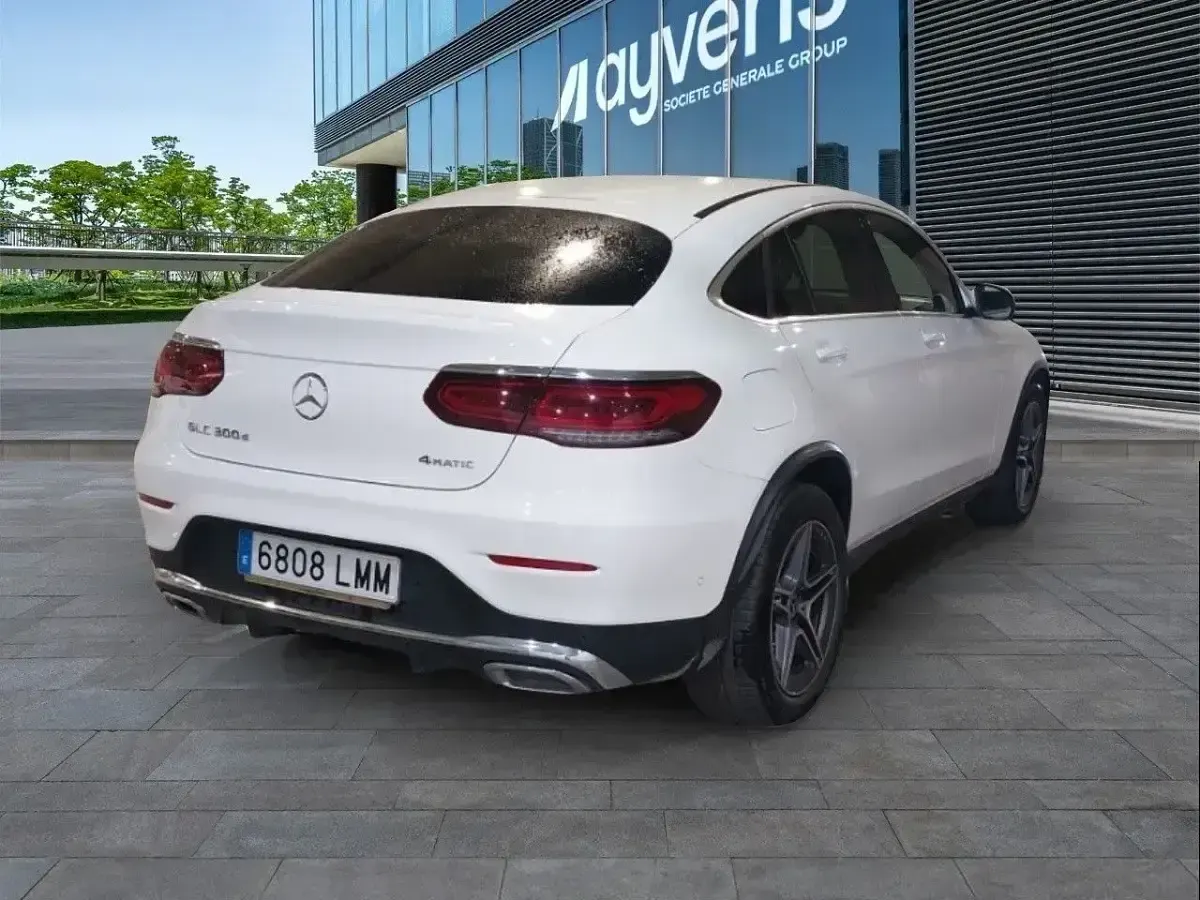 Usado Mercedes GLC300 245 CV (180 kW) 2021 Blanco SUV
