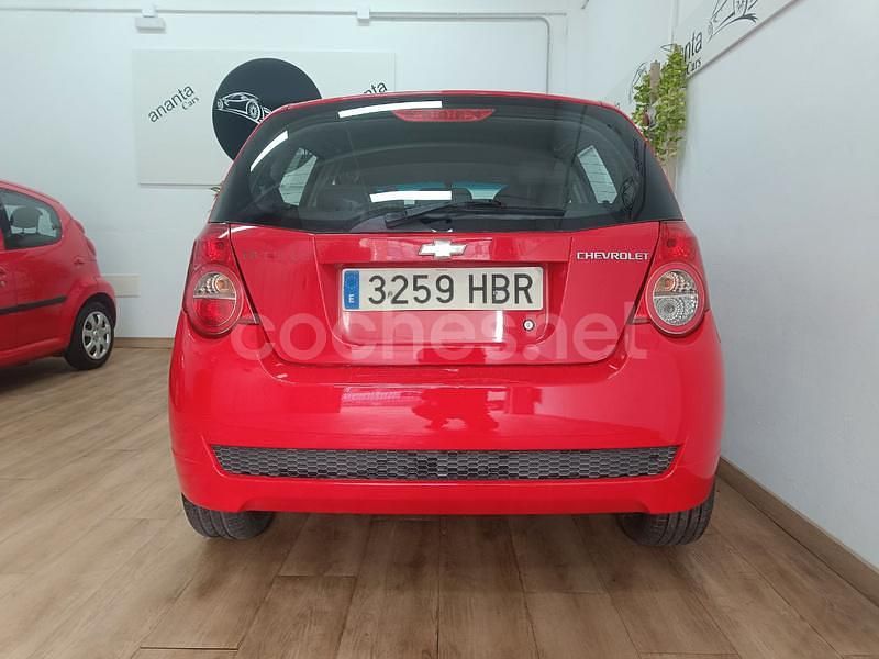 Usado Chevrolet Aveo LT 86 CV (63 kW) 2011 Rojo Berlina