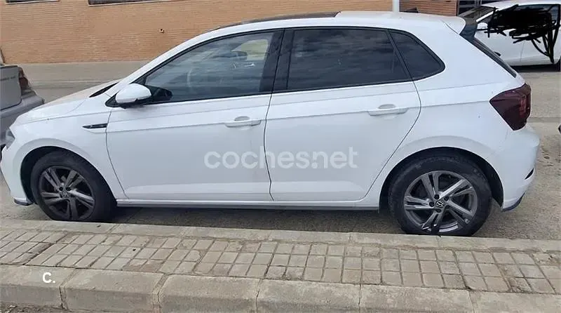 Usado VW Polo R-line 95 CV (69 kW) 2022 Blanco Utilitario