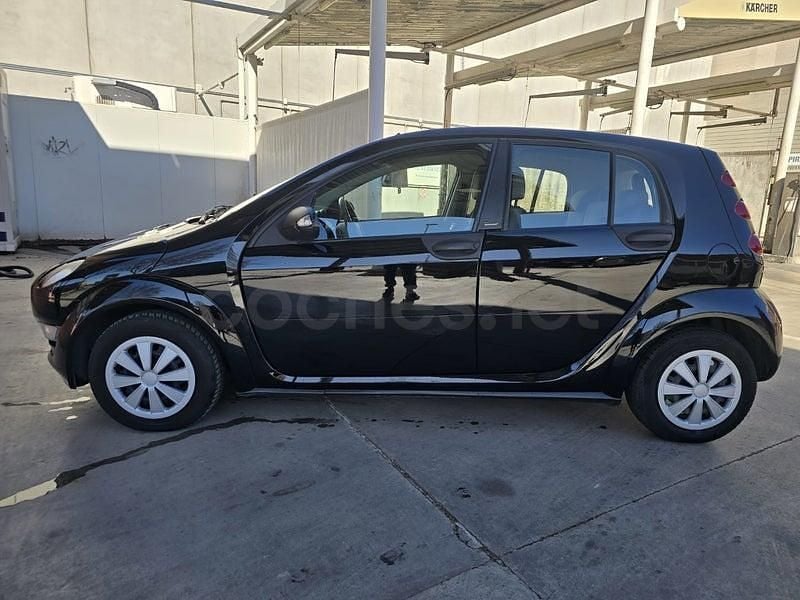 Usado Smart ForFour Passion 75 CV (55 kW) 2006 Negro Utilitario