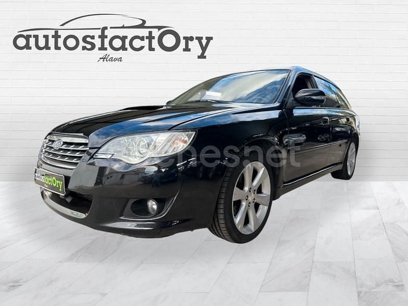 Negro Usado 2010 Subaru Legacy Familiar | 6990 € - Imagen 1/4