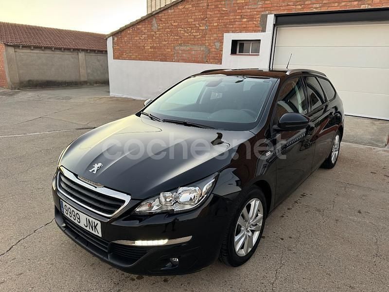 Negro Usado 2016 Peugeot 308 SW Allure Familiar | 7900 € (Super precio) - Imagen 1/4