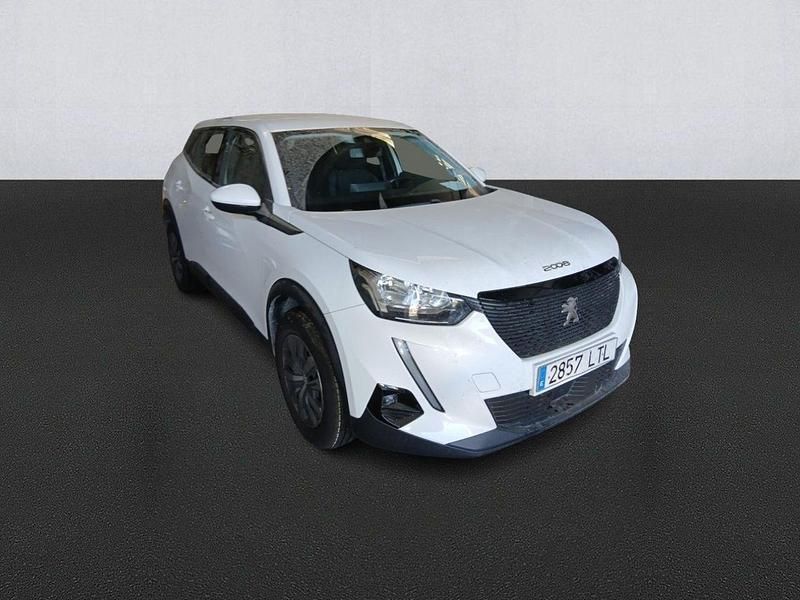 Usado Peugeot 2008 Active 110 CV (80 kW) 2021 Blanco SUV