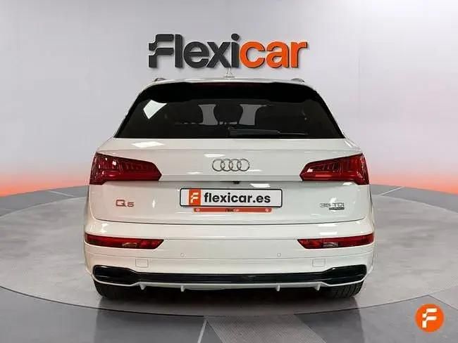 Begagnad Audi Q5 Design 163 HK (119 kW) 2020 Vit SUV