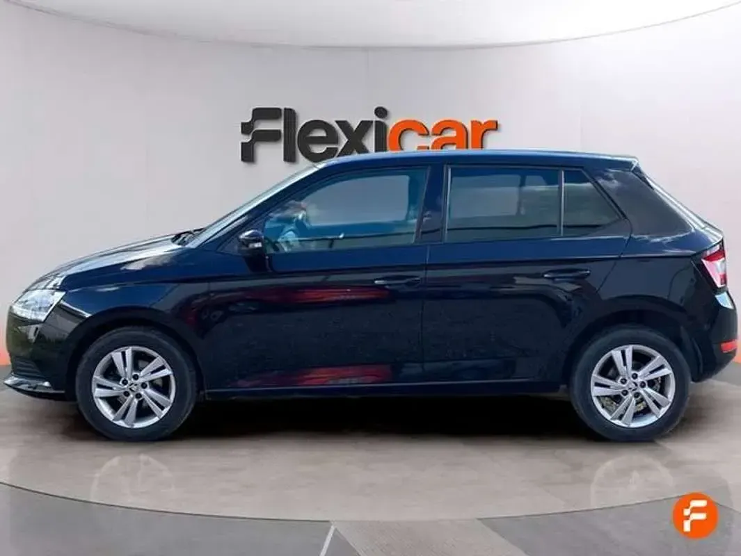Usado Skoda Fabia Ambition 95 CV (69 kW) 2020 Negro Utilitario