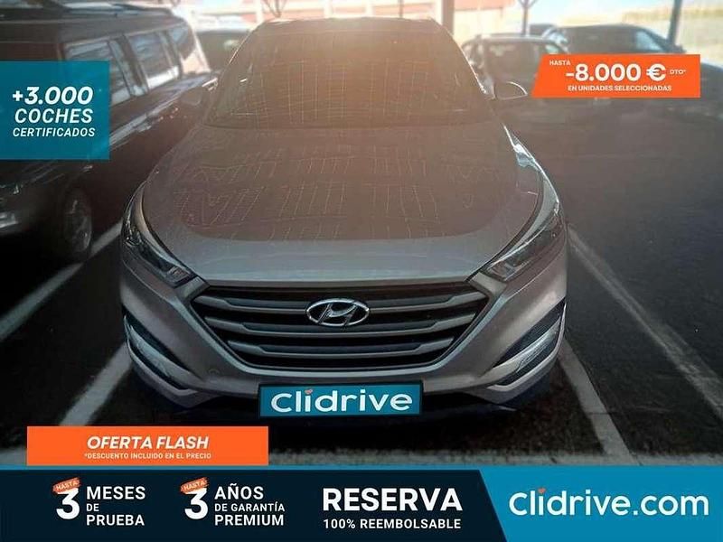 Usado Hyundai Tucson 114 CV (83 kW) 2015 Gris SUV