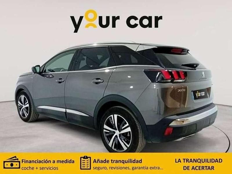 Usado Peugeot 3008 GT-line 131 CV (96 kW) 2020 Plateado SUV
