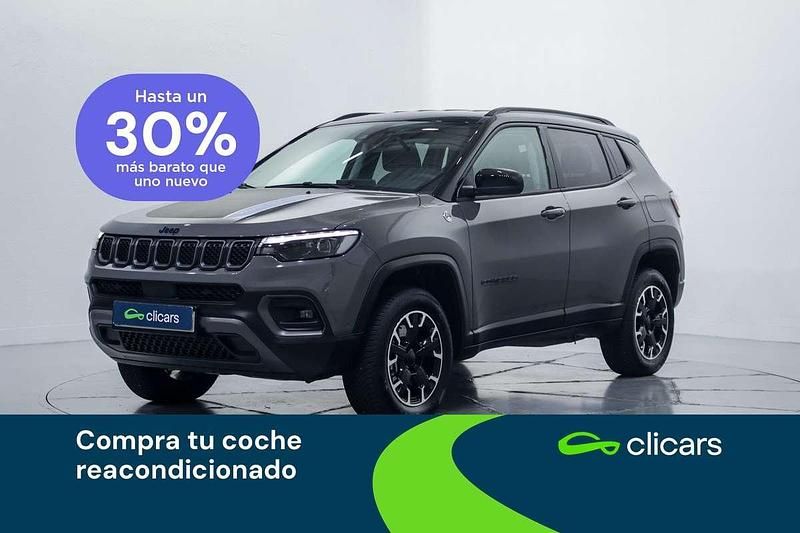 Gris Usado 2024 Jeep Compass Trailhawk SUV | 24.990 € (Precio justo) - Imagen 1/4