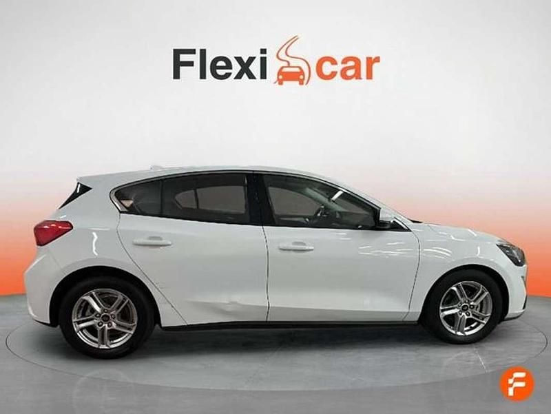 Usado Ford Focus Trend 95 CV (69 kW) 2019 Blanco Utilitario