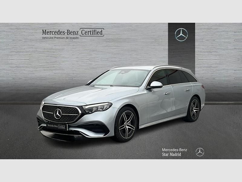 Usado Mercedes E300 313 CV (230 kW) 2024 Gris Familiar